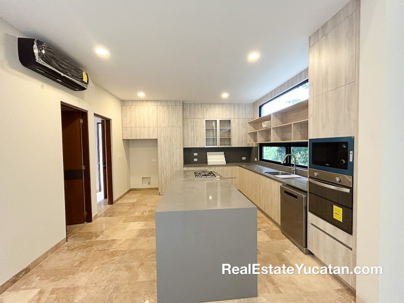 CASA OASIS YUCATAN COUNTRY CLUB CASA MAYER Yucatan Real Estate We