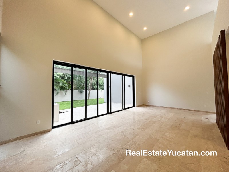 CASA OASIS YUCATAN COUNTRY CLUB CASA MAYER Yucatan Real Estate We