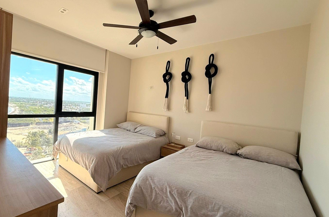 OCEANFRONT CONDO FOR SALE | BARLOVENTO TOWER - YUCALPETÉN MARINA RESORT - Beach (11)